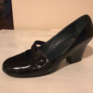 Black patent Mary Janes